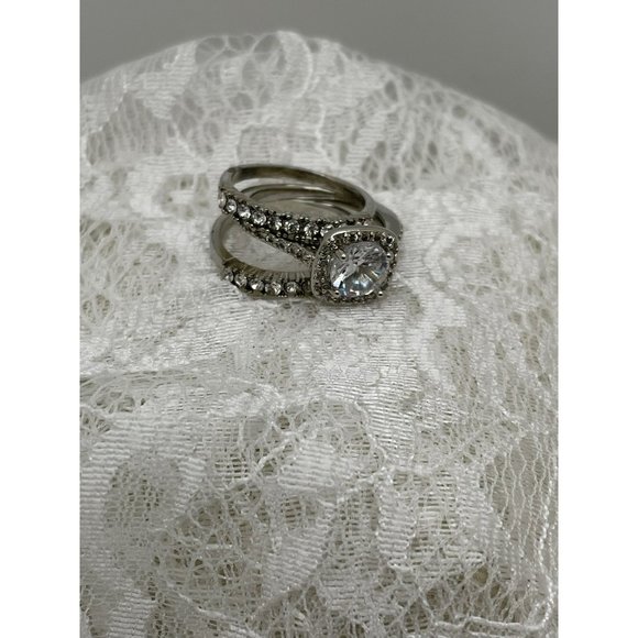 Fashion Jewelry Jewelry - Square Halo Round Cut Faux Diamond Ring & Stacked Ring Set Silver 925- 3 Rings